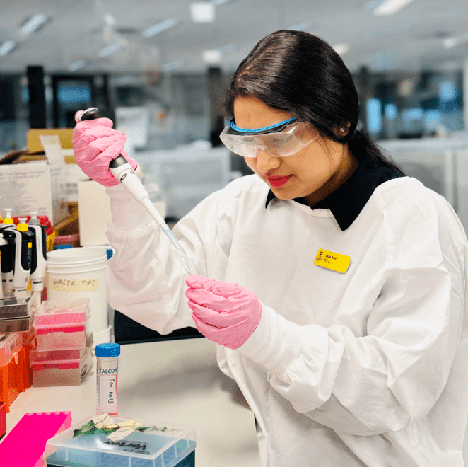 Saba Altaf in lab
