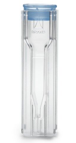 Disposable micro-cuvette